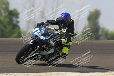 media/Sep-20-2025-TrackDaz (Sat) [[27f0cde673]]/B Group/1120am (Turn 2)/